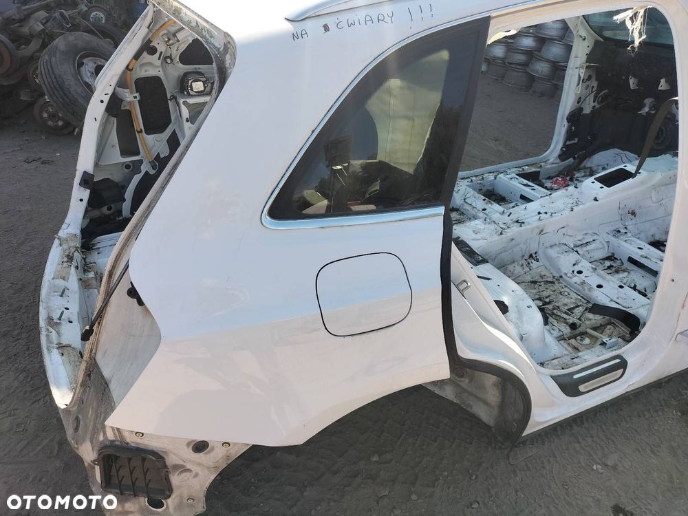 ĆWIARTKA BŁOTNIK PRAWY TYŁ AUDI Q5 8R LY9C - 1