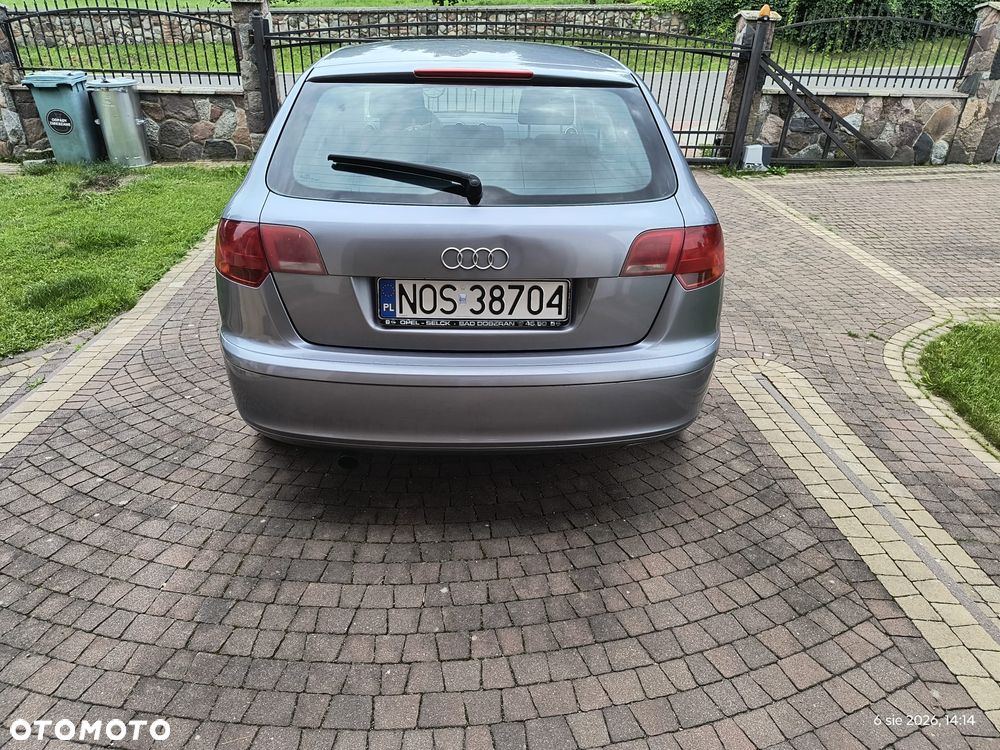Audi A3 Sportback 1.6 Ambiente - 6