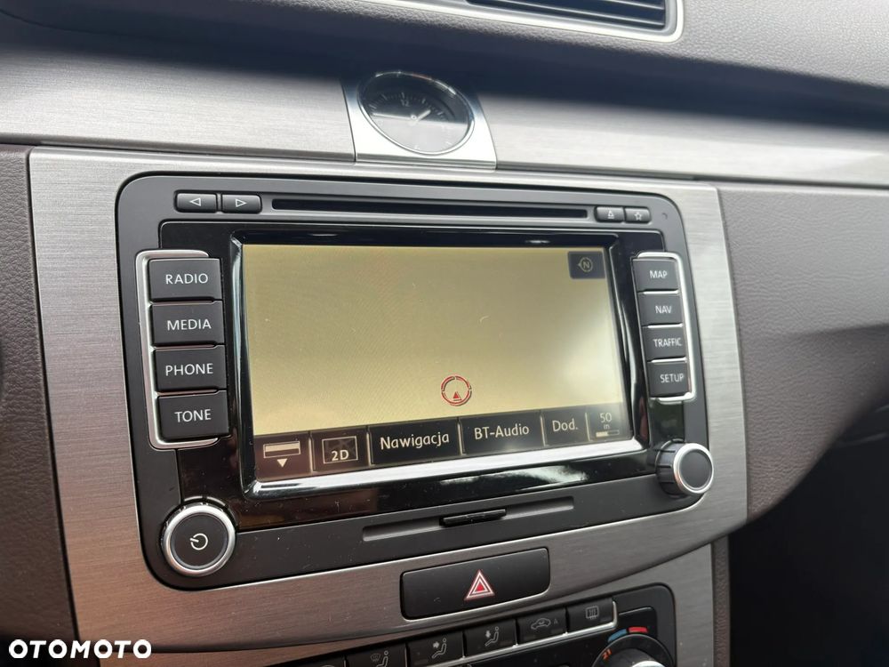 Volkswagen Passat 2.0 TDI DPF Comfortline DSG - 21
