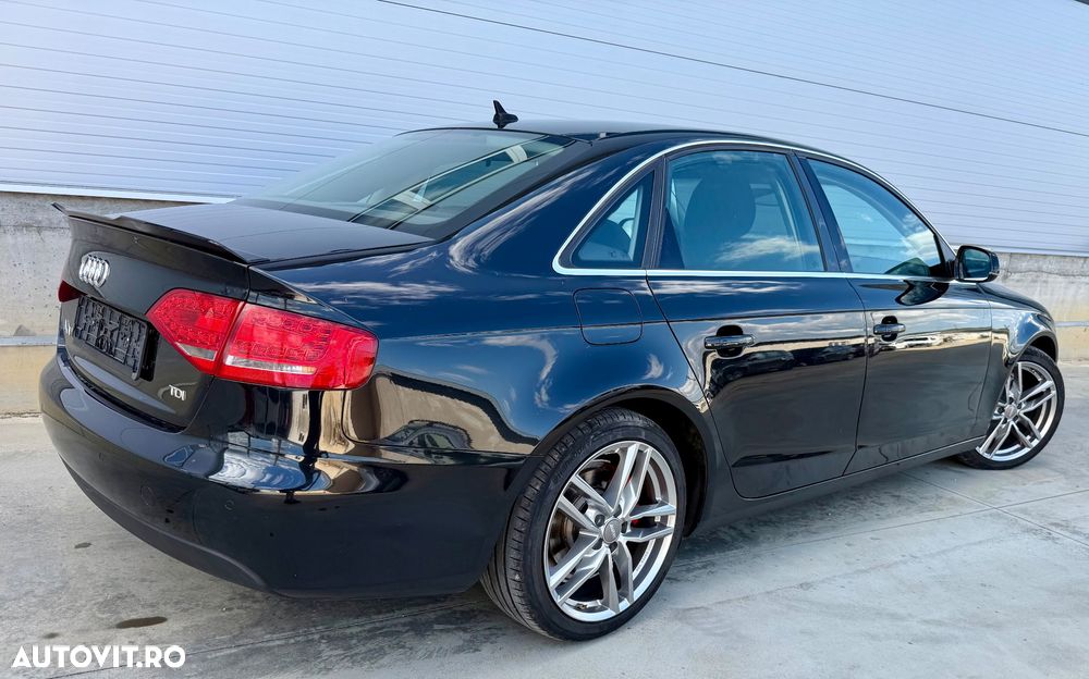 Audi A4 Limuzina 2.0 TDI DPF Attraction - 35
