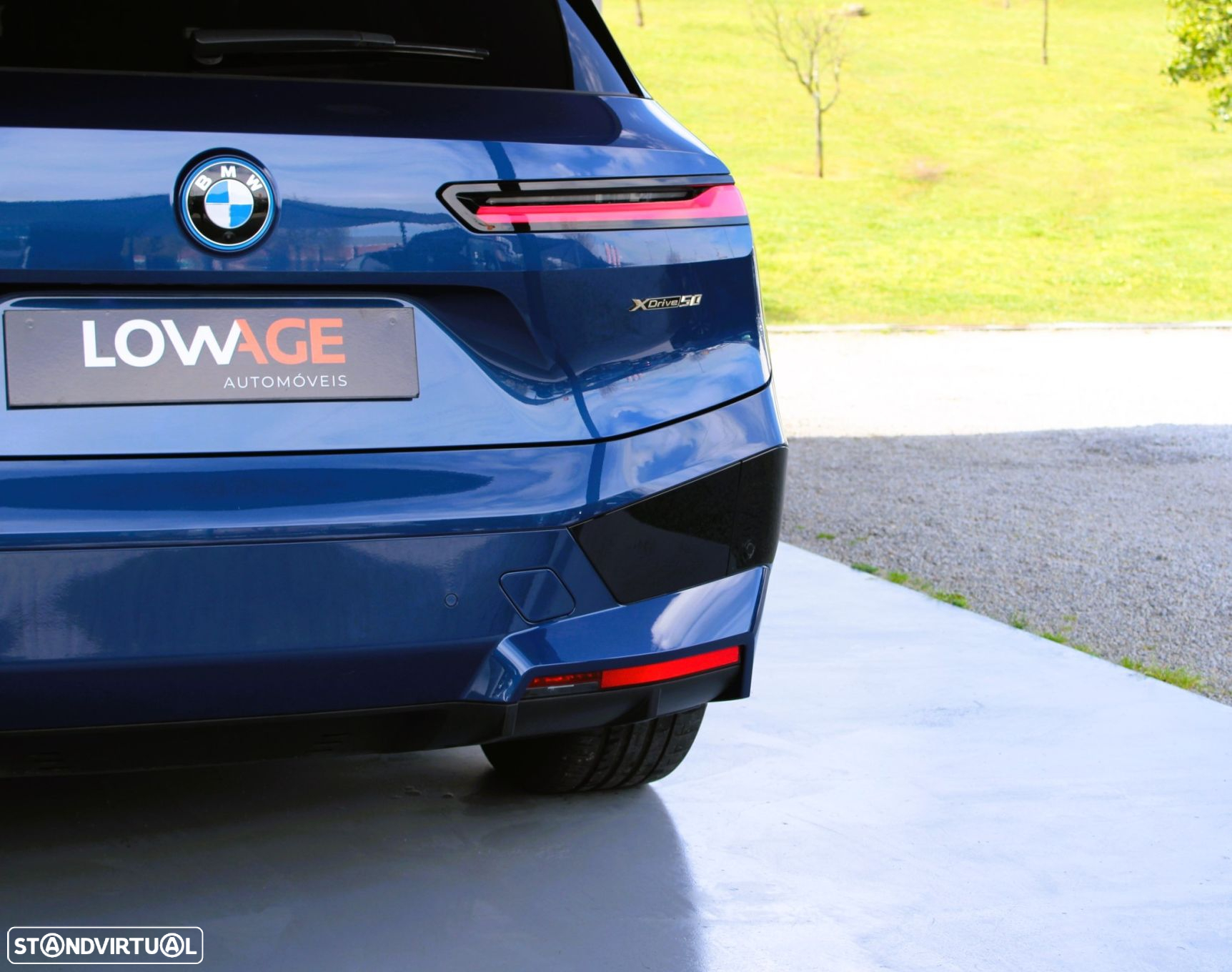 BMW iX xDrive 50 Pack Desportivo - 32