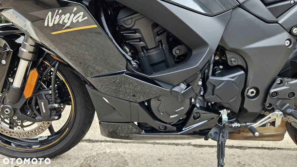 Kawasaki Ninja 1000 SX - 16