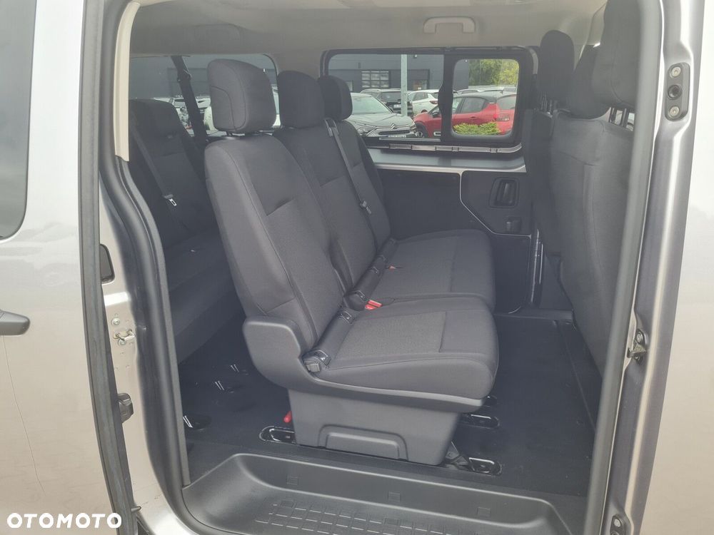 Opel Vivaro - 18