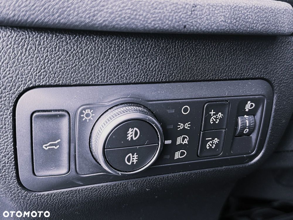 Ford Kuga 2.0 EcoBlue AWD ST-Line - 14