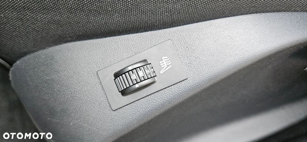 Peugeot 2008 120 VTI Business-Line - 27