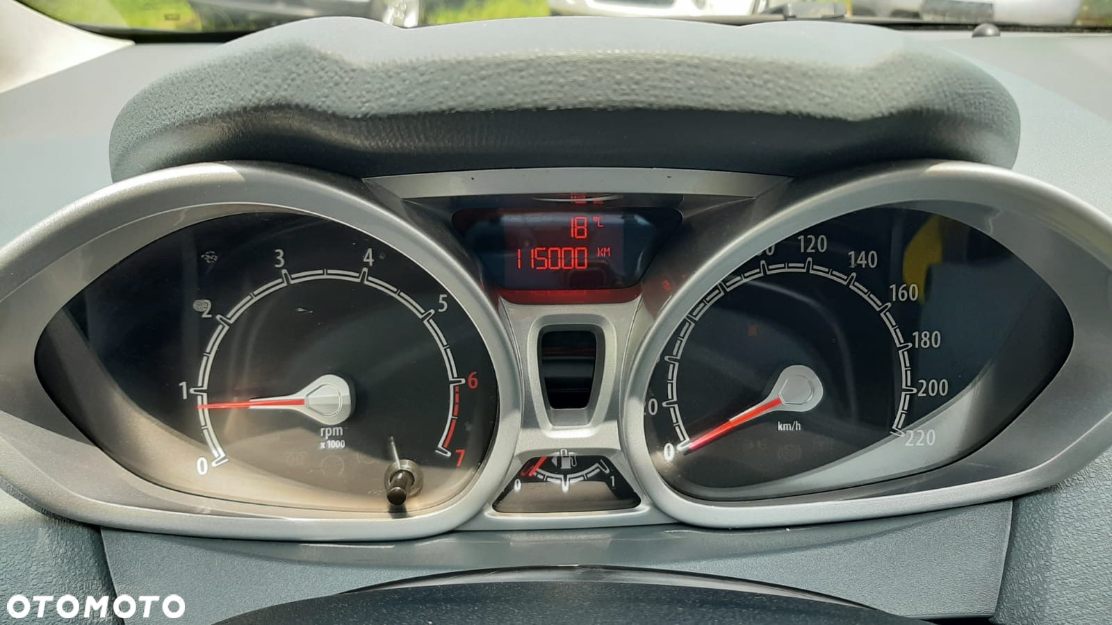 Ford Fiesta 1.25 Gold X - 12