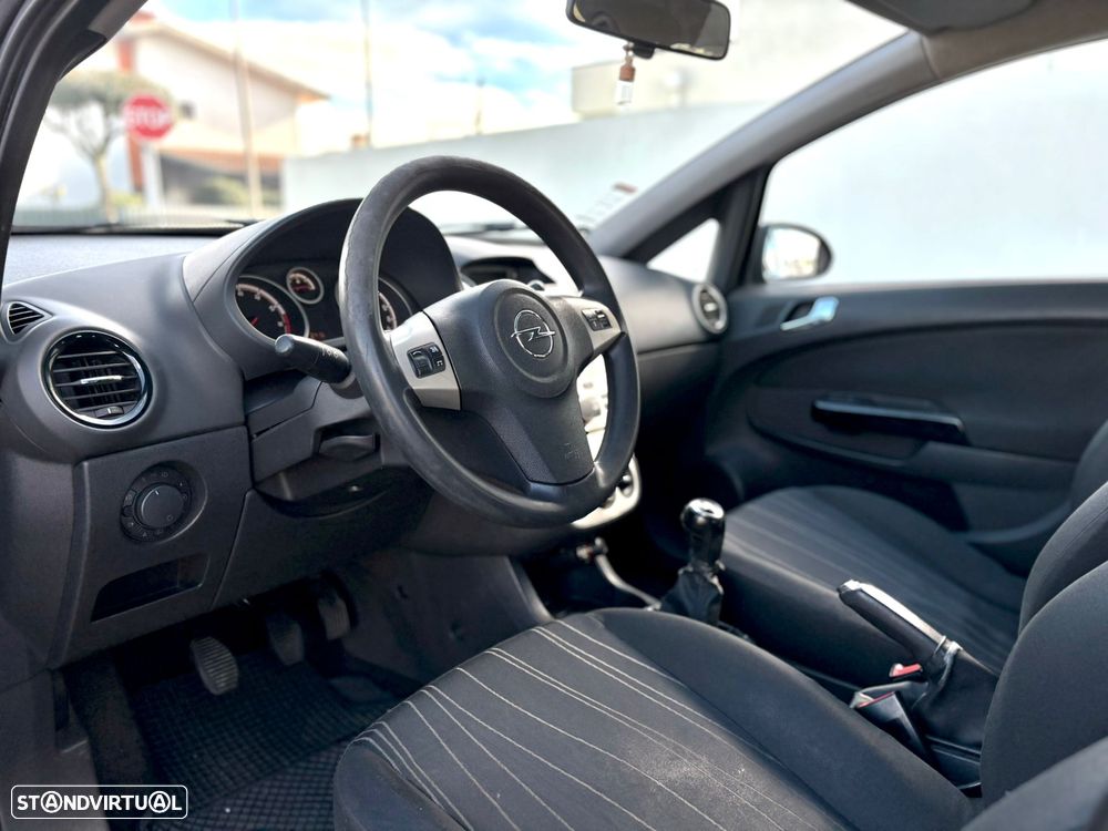 Opel Corsa 1.2 Enjoy - 9