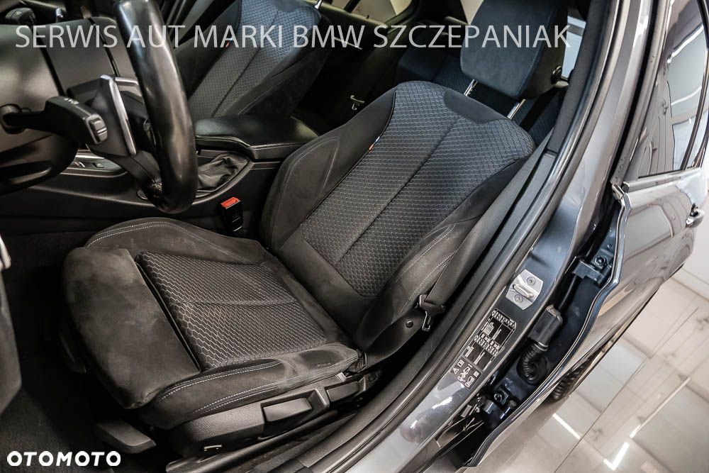 BMW Seria 3 330i M Sport - 22