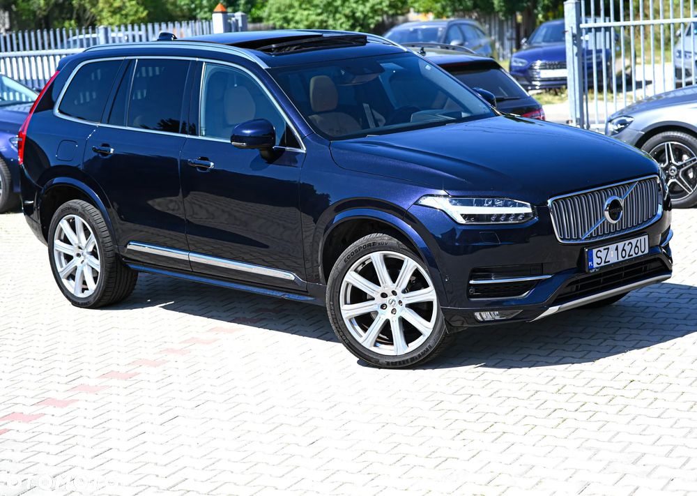 Volvo XC 90 D5 SCR AWD Inscription 7os - 31