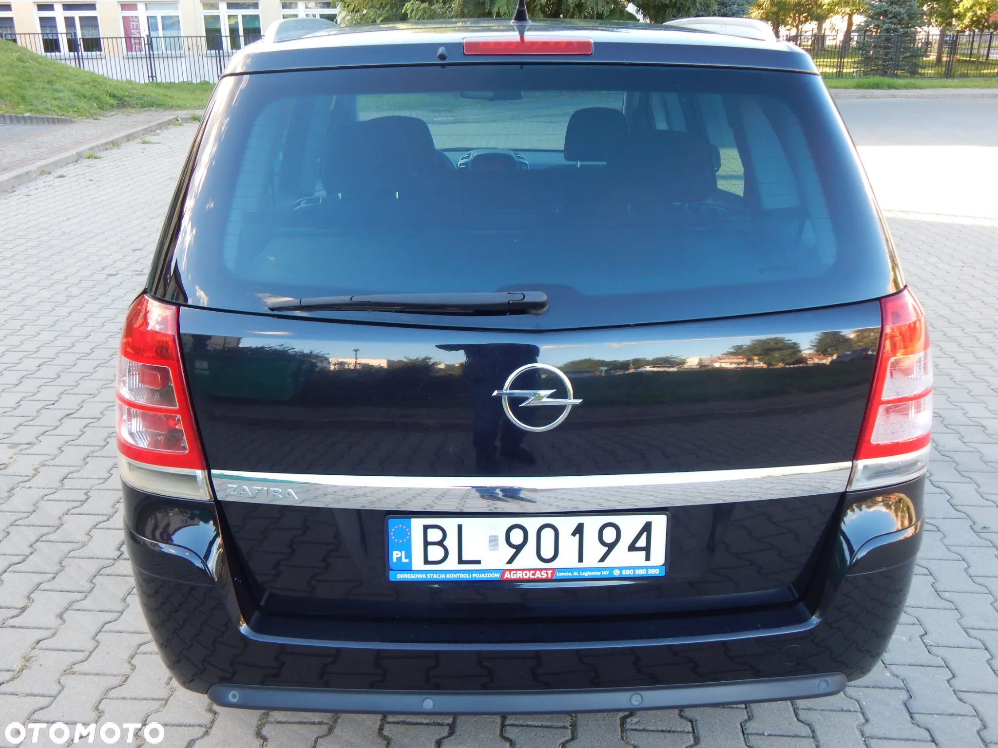 Opel Zafira 1.8 Cosmo - 13