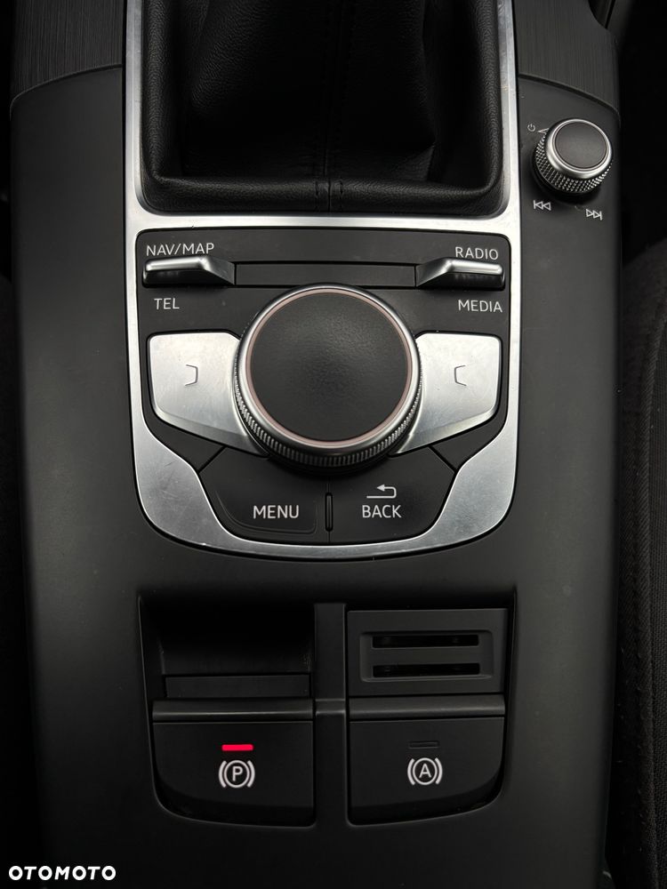 Audi A3 Sportback 1.6 TDI - 12