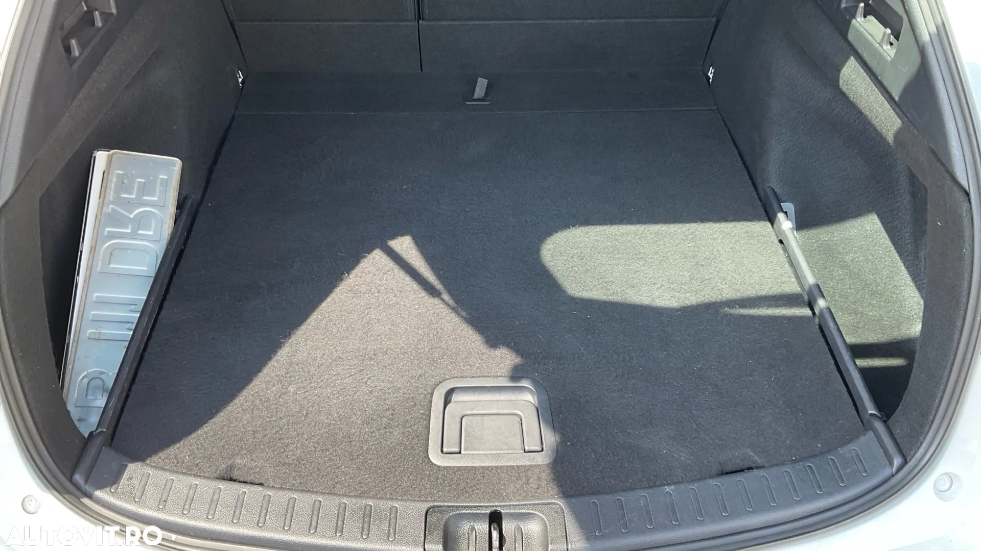 Toyota Corolla 1.8 HSD TS Eco - 26
