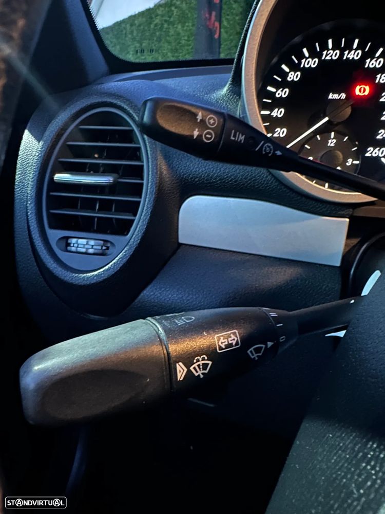 Mercedes-Benz SLK 200 - 11