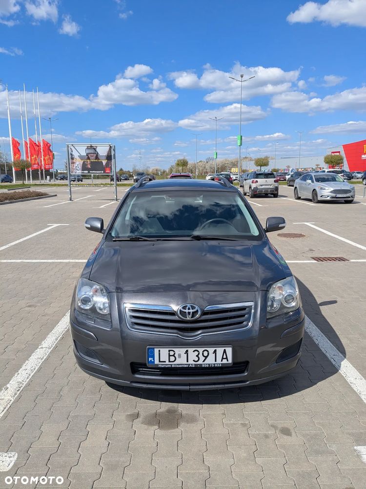 Toyota Avensis 1.6 VVT-i Luna - 9
