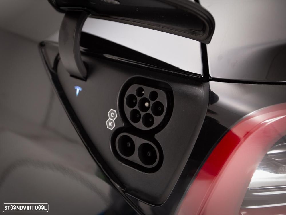 Tesla Model 3 Long Range Tração Traseira - 14