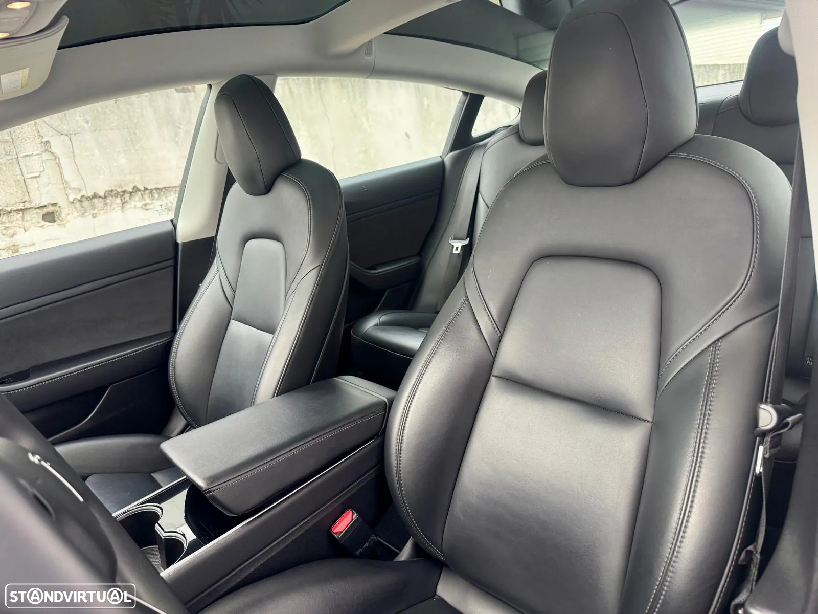 Tesla Model 3 Standard Range Plus RWD - 3