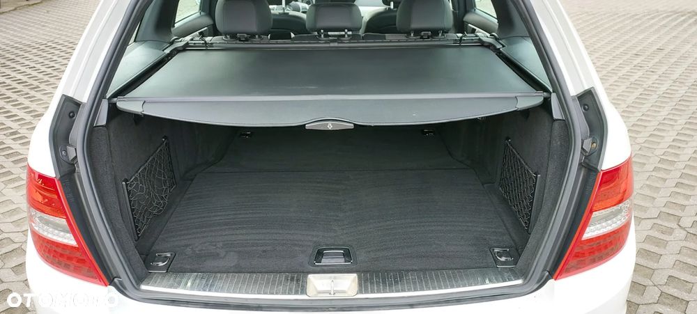 Mercedes-Benz Klasa C - 37