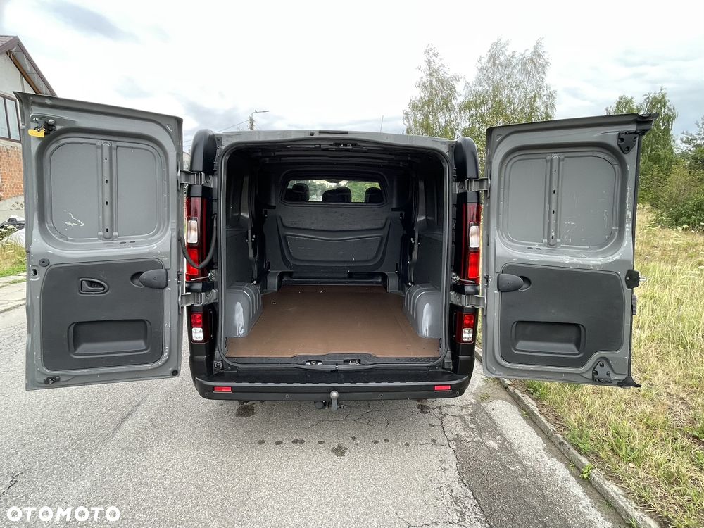 Renault Trafic - 19