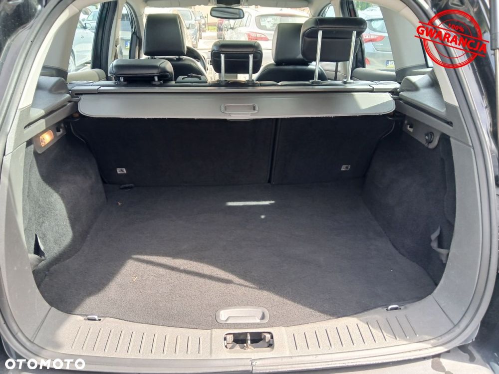 Ford Kuga - 36