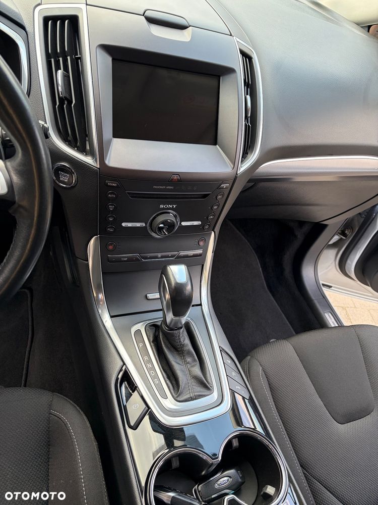 Ford S-Max 2.0 TDCi Titanium PowerShift - 15