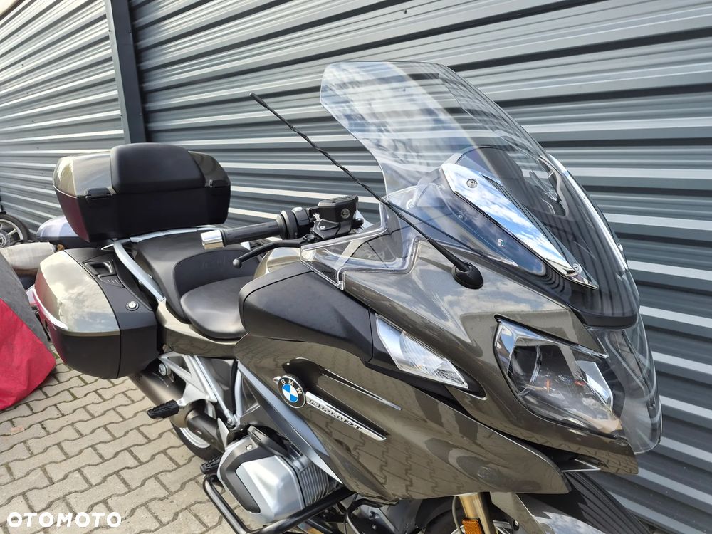 BMW R - 9