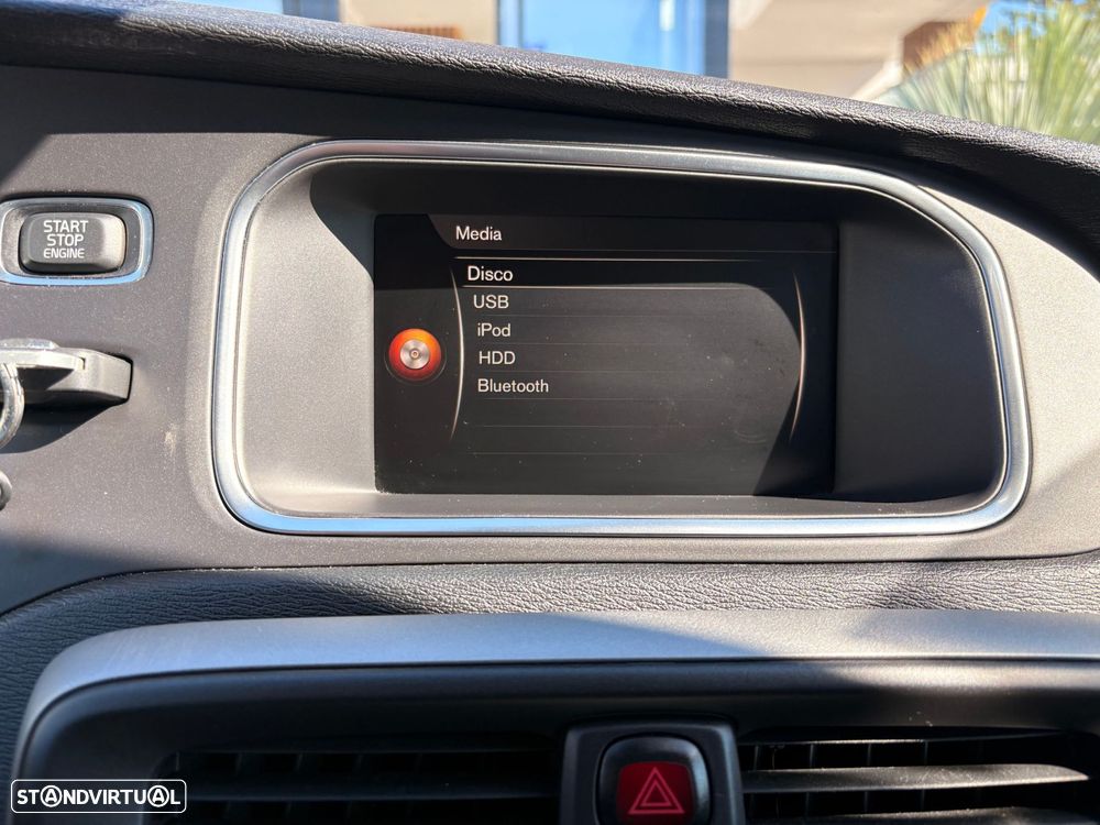 Volvo V40 2.0 D2 Inscription - 26