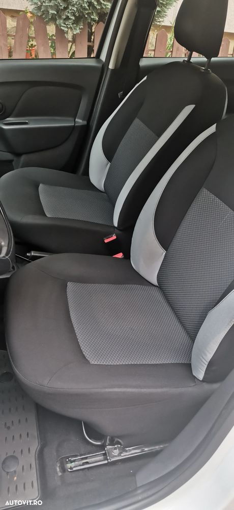 Dacia Sandero 1.2 Laureate - 8