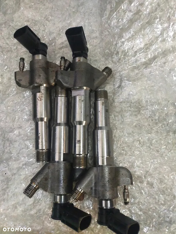 A2C2139490080 korpus + nakrętka +końcówka + zaworek cena 250 pln - 5