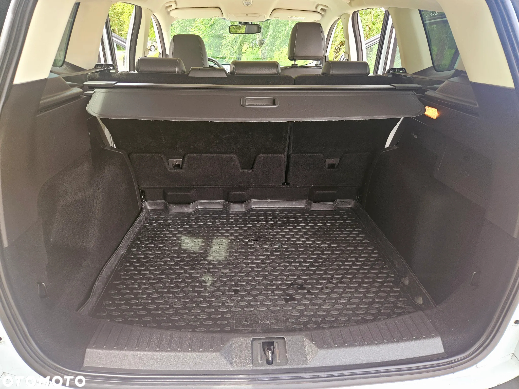 Ford Kuga 2.0 TDCi 4x4 Titanium - 12