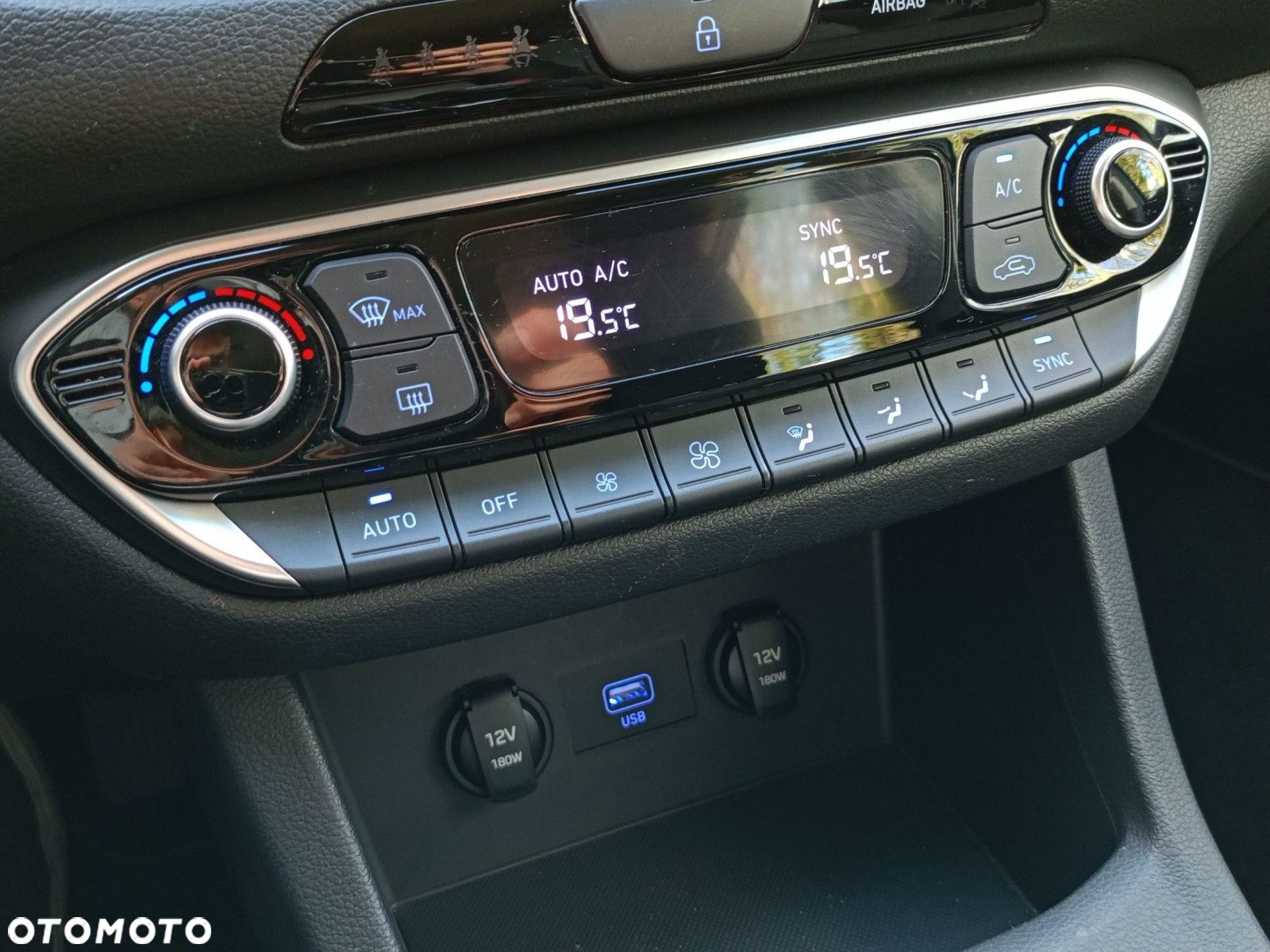 Hyundai i30 - 18