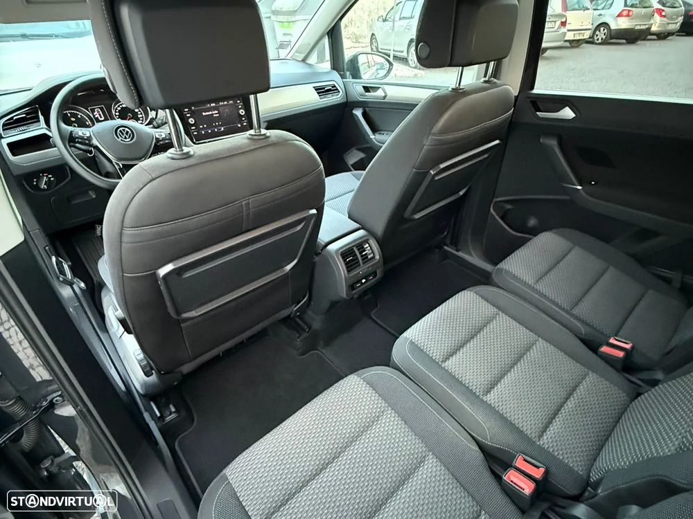 VW Touran 2.0 TDI Confortline - 18