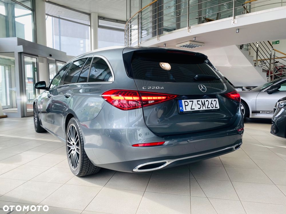Mercedes-Benz Klasa C 220 d mHEV - 8