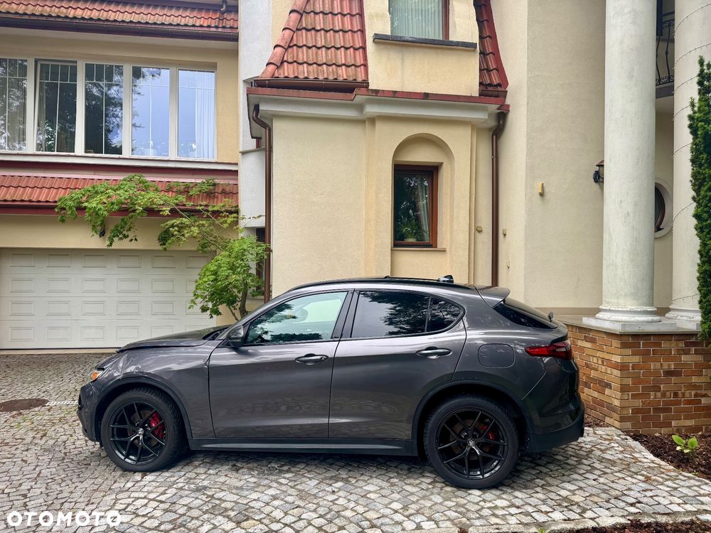 Alfa Romeo Stelvio 2.0 Turbo Veloce TI Q4 - 20