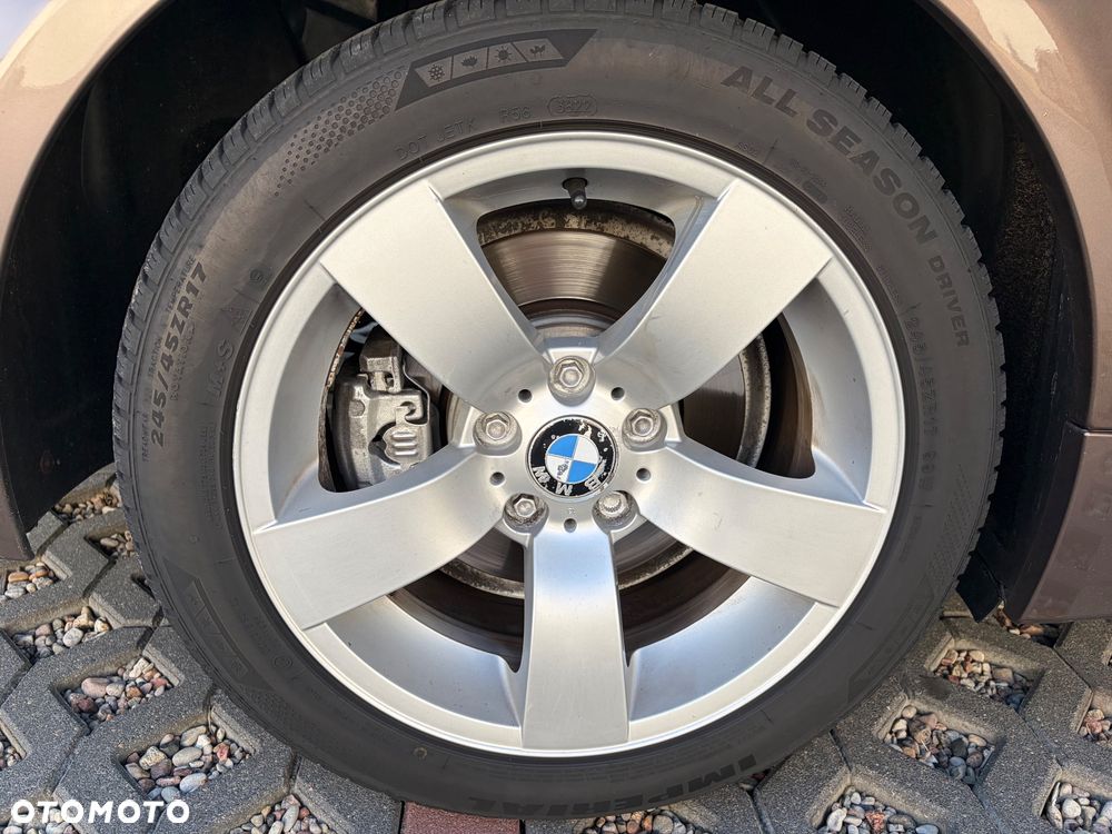 BMW Seria 5 - 32