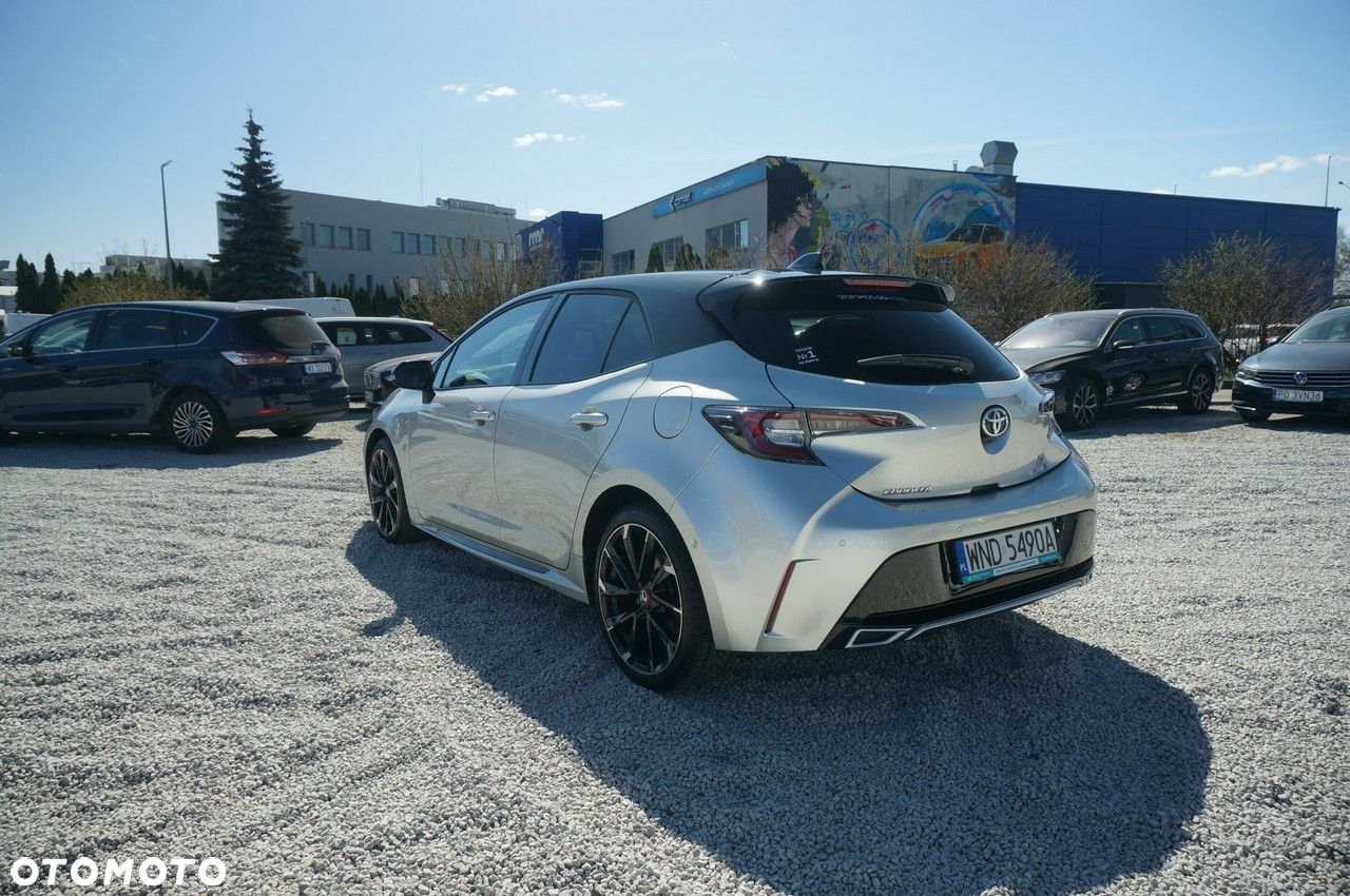 Toyota Corolla - 9
