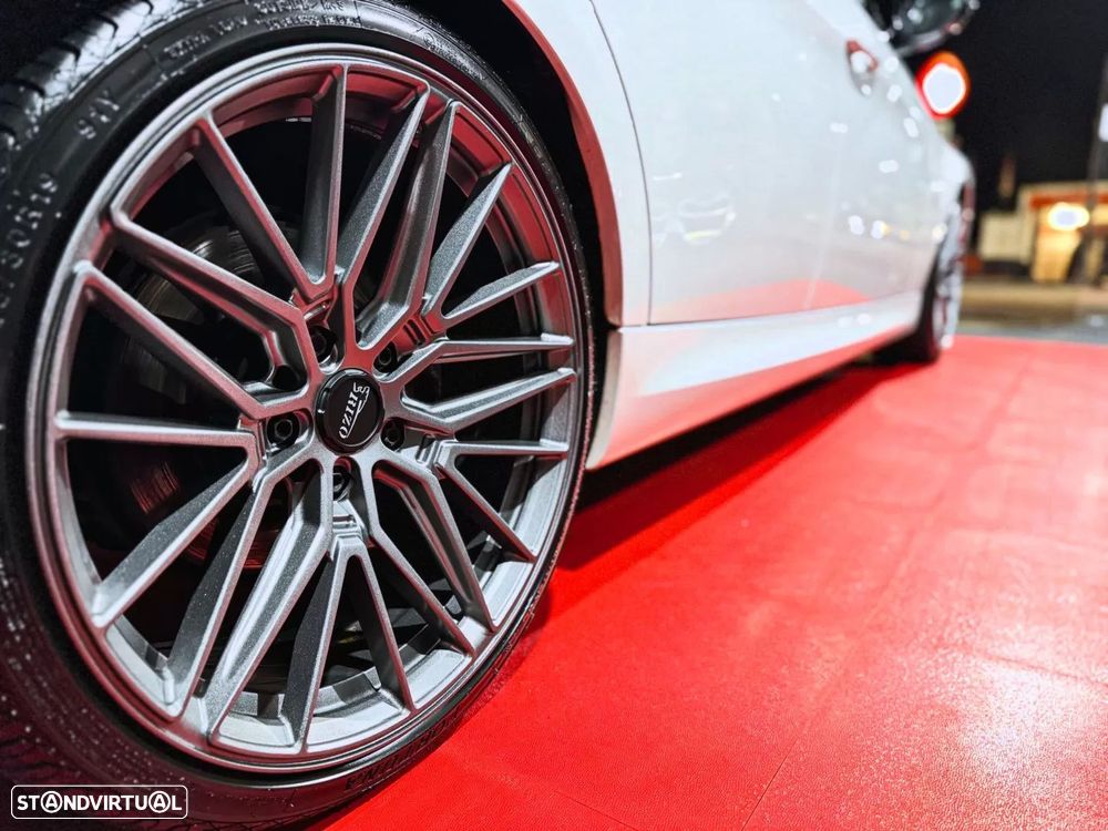 BMW 320 d Touring Pack M - 27