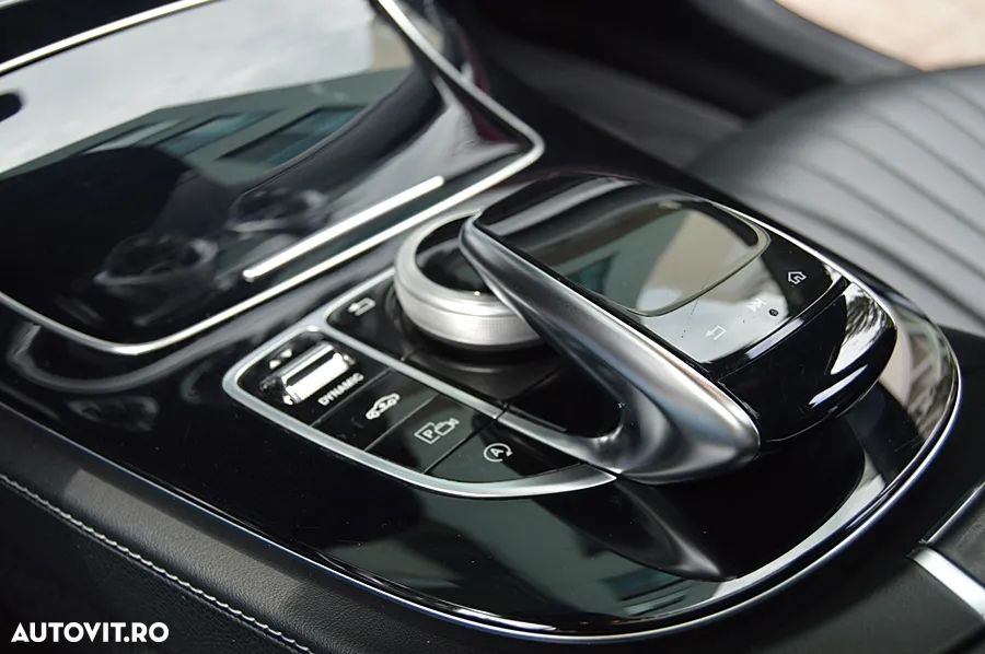 Mercedes-Benz CLS 400 d 4Matic 9G-TRONIC AMG Line - 34