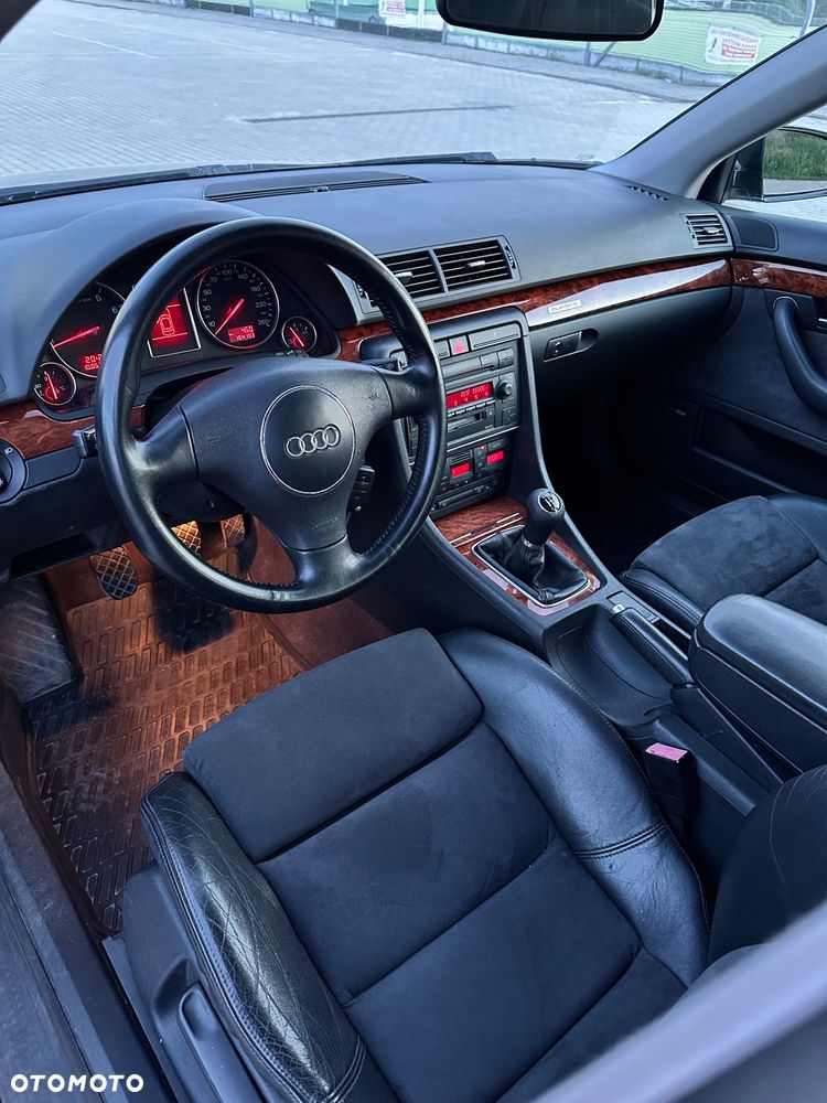Audi A4 Avant 1.8T Quattro - 7