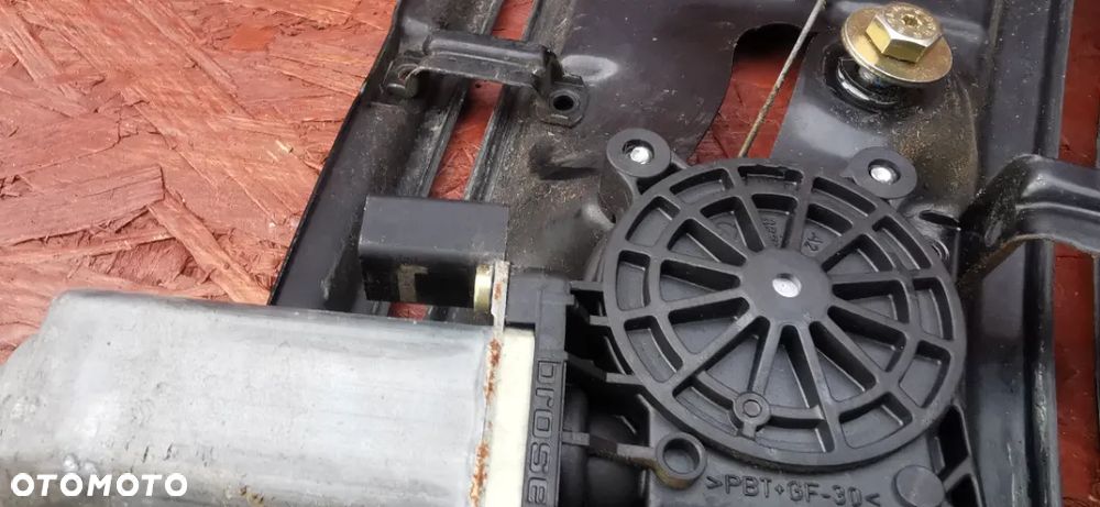 BMW E46 CABRIO PODNOŚNIK / MECHANIZM  SZYBY TYŁ LEWY / PRAWY NR. 8 215 274 OEM - 5