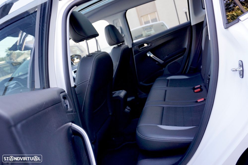 Peugeot 2008 82 VTI Allure - 30