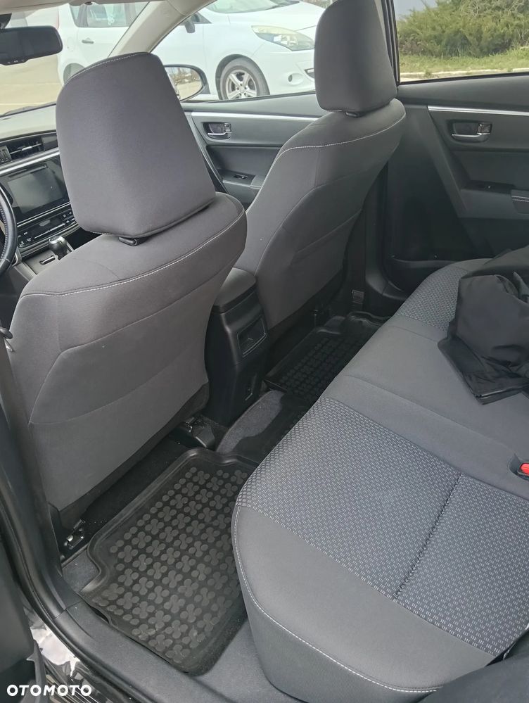 Toyota Corolla 1.6 Executive - 8