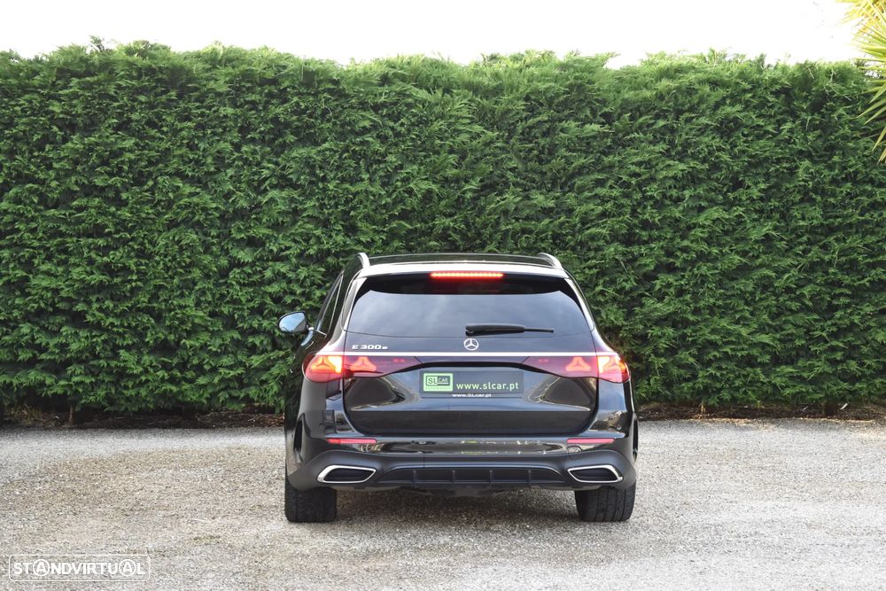 Mercedes-Benz E 300 Standard - 4