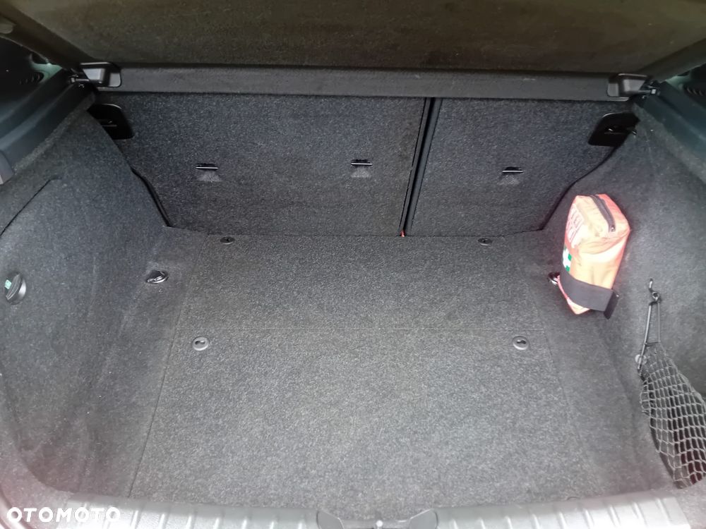 BMW Seria 1 116i Sport Line - 32