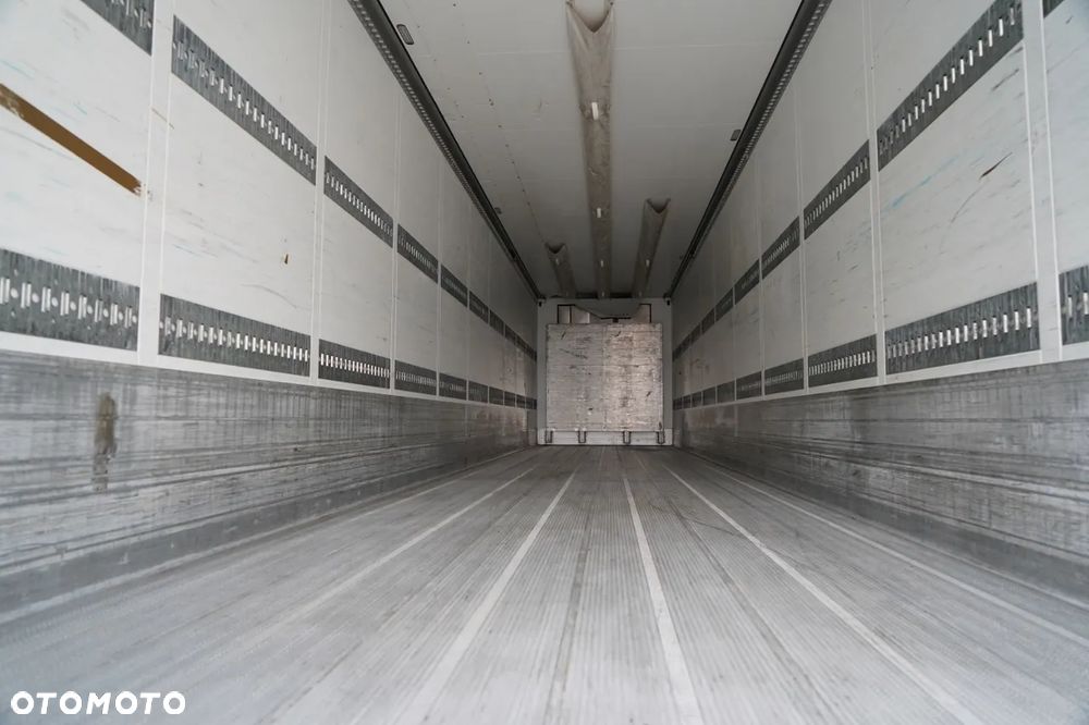 Schmitz Cargobull CHŁODNIA / THERMO KING SLXE 300  / KOSZ NA PALETY / SAF - 14