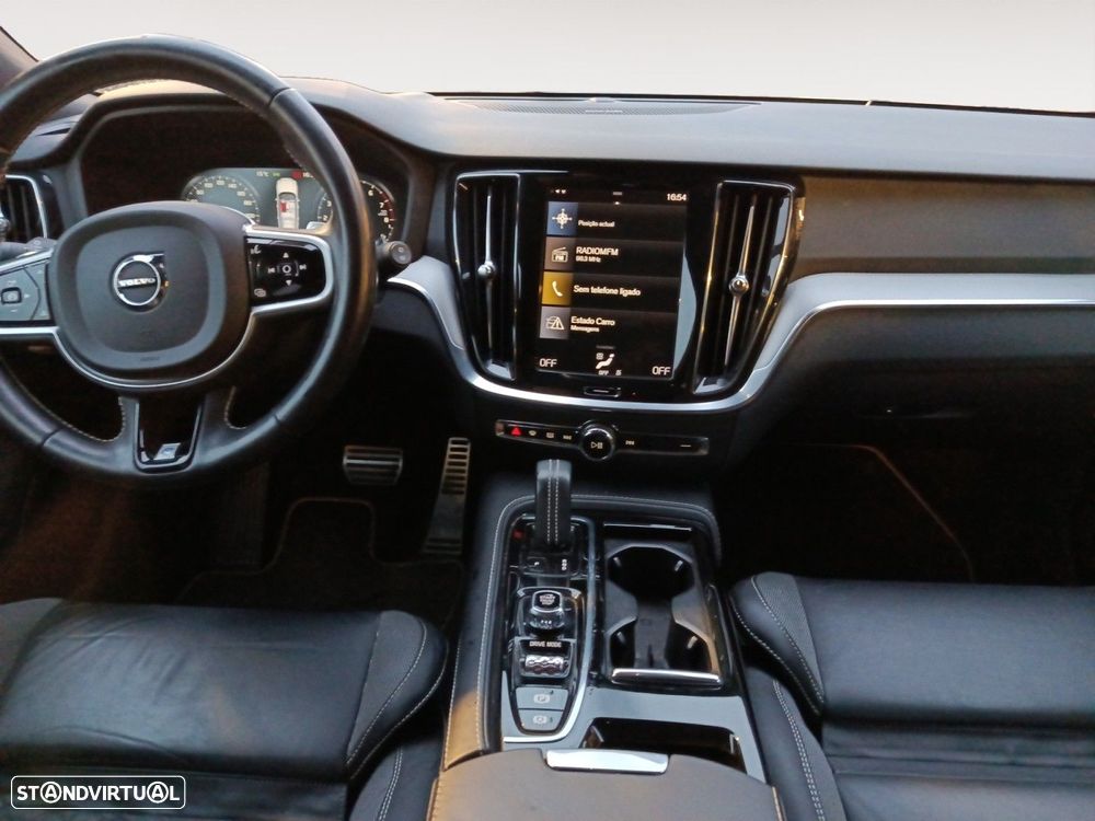 Volvo V60 2.0 T6 AWD TE R-Design - 11