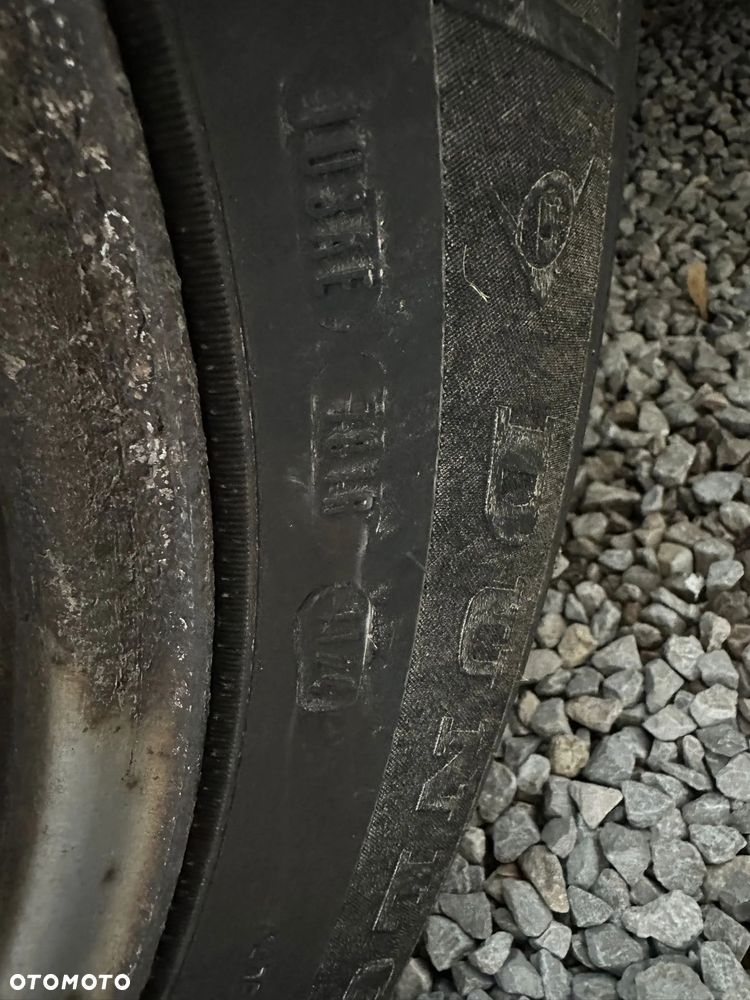 Volkswagen Caddy Maxi - 27