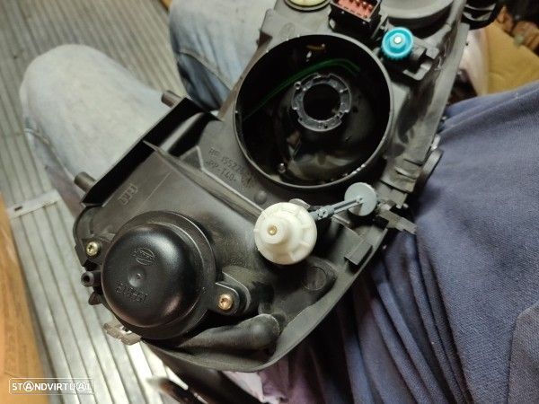 Farol Frente Direito / Otica Direita Opel Astra G Caixa (F70)  9317027 - 7