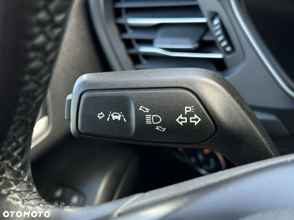 Ford Focus 1.5 EcoBlue Start-Stopp-System COOL&CONNECT - 24