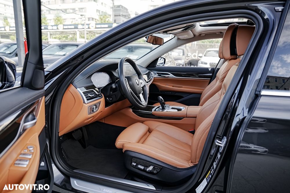 BMW Seria 7 745Le xDrive - 9
