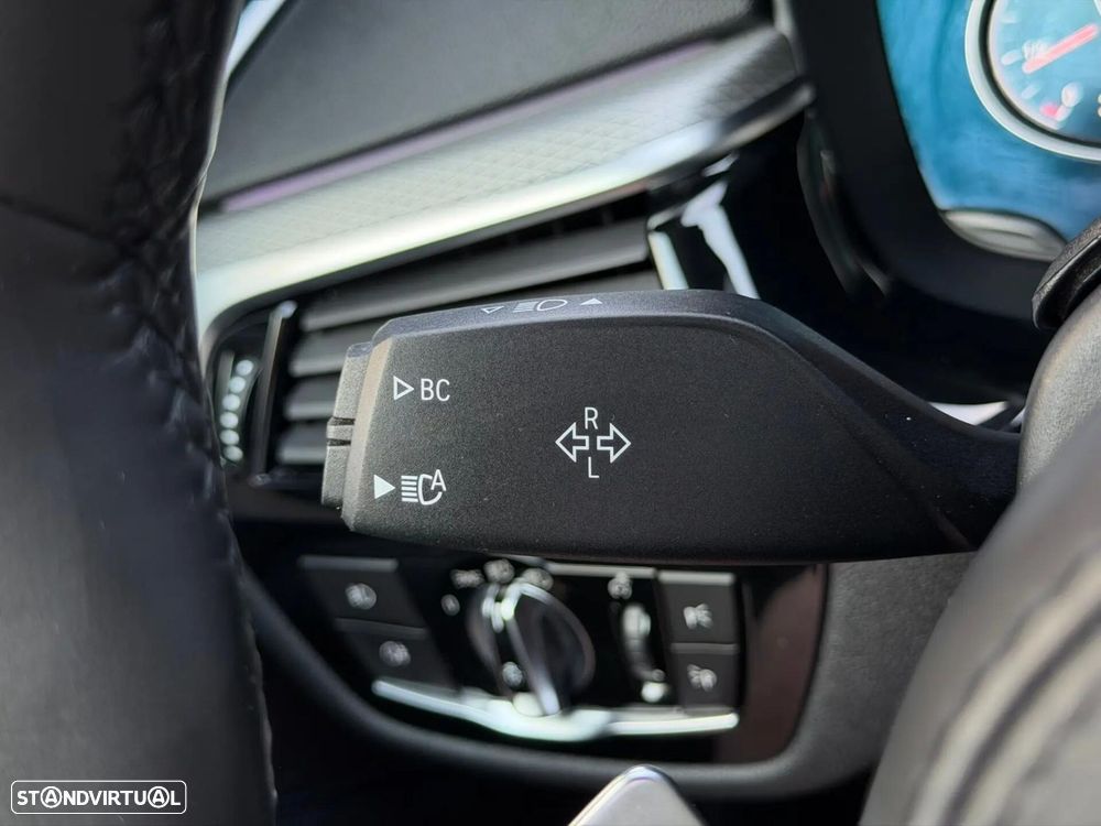 BMW 520 d Pack M Auto - 37